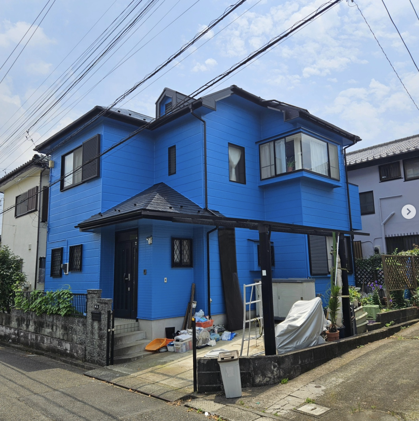 外壁塗装完了 鮮やかな青のカラーリング